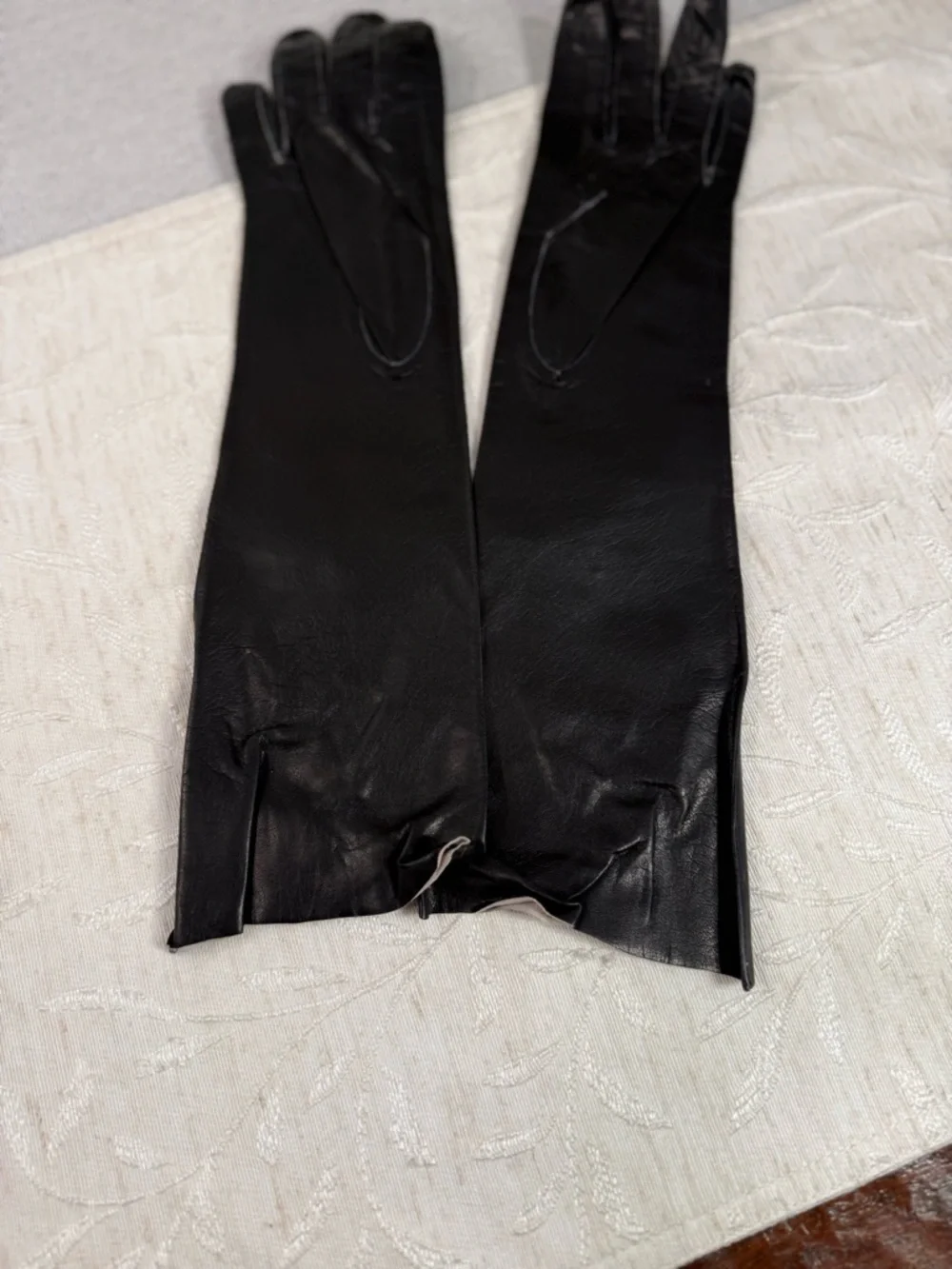 Vintage Italian Black Leather Opera Gloves Size 6.5‎ Made in Italy Formal “Note”